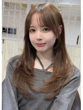 レイラバイアフロート 吉祥寺(Lila by afloat) レイヤーカット／顔まわり／ミディアムレイヤー/ハッシュカット