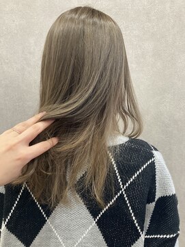 シロトータルデザイン(shiro total design) ダークグレー×インナーグレージュ