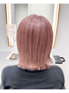 フィゼル 南堀江店(fizelle) ピンクホワイト