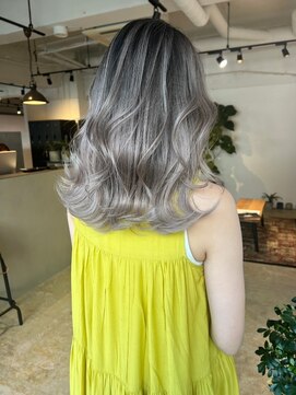 メリー オオサカ(Merly Osaka) シルクのような艶バレイヤージュ_smoky grey ash