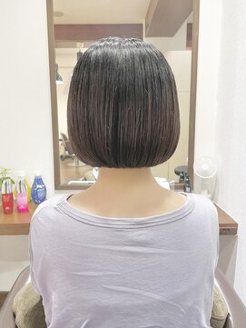 カラープロデュースバイアルバ(color produce byALBA) アゴ下ラインのミニボブ