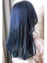 リーホリエ(Lee Horie)&nbsp;【MOMOKA】個性派♪ブルーカラー