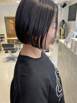 ティオ バイ スニップ(Tio by snip) まとまり抜群ミニボブ