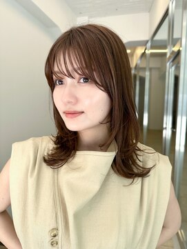 ビュートリアム265(BEAUTRIUM 265) ◆ミディアムレイヤー/レイヤーカット/銀座/オリーブベージュ