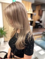 リノショアーズ ショウナン 辻堂店(RinoShores SHONAN)&nbsp;20代30代大人可愛いダブルカラーブリーチハイトーンカラー