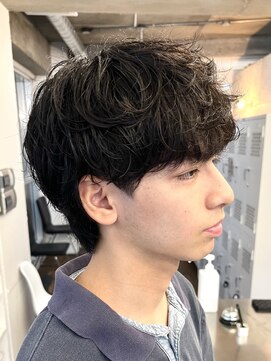 バイフィフス 原宿/表参道(by fifth) 原宿ゆるめシャドウパーマメンズマッシュウルフカット10代20代