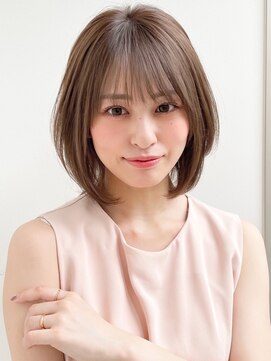 アグノス 青山(Agnos) 小顔カット薄めバング美髪ダークアッシュ前髪結べるボブ艶感