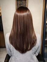 コモレビ(komorebi)&nbsp;艶感たっぷりのナチュラルストレート