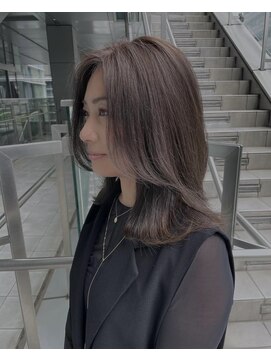 ミスエッセンス(MISS ESSENCE) ミディアムレイヤー