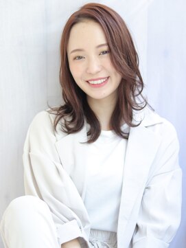 シロフイケブクロ(shirof ikebukuro) 艶×美髪×ミディアム【albero 小原】