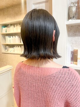 キャアリー(Caary) 福山美容室Caary髪質改善切りっぱなしミディアム外ハネ10代20代