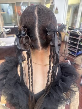 ヘアサロン ユニティ(Hair Salon Unity) ツインシニヨンアレンジ