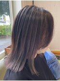 バレイヤージュ×イルミナカラー　若干シルバー寄りのベージュ