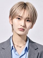オーシャントーキョー(OCEAN TOKYO) ハイトーンカラーフェザーパーマニュアンスパーマセンターパート