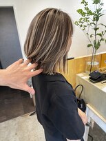 ハイク(HYKE)&nbsp;コントラストハイライト×レイヤーボブ