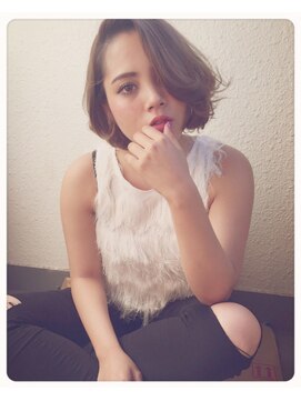 アクト(ACT) 外国人風ボブ