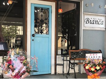 Hair&Beauty Bianca【ヘアーアンドビューティービアンカ】