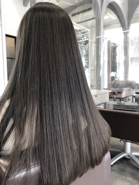 ビースリー ロア グレイッシュロング 2021/3/6