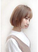 ミルクティーベージュ ミニボブ 前下りボブ タンバルモリ