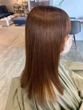 クレヨン ケース(Crayon case) 乾かすだけまとまるサラツヤ髪酸性ストレートブラウンくびれヘア