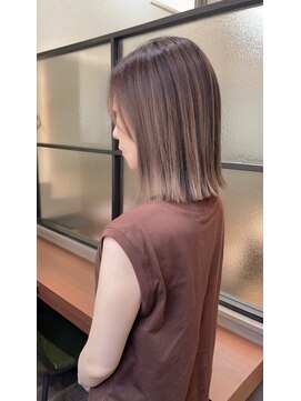 プチメゾントウキョウ(Petit Maison Tokyo) ハイライトグラデーション_切りっぱなしボブ