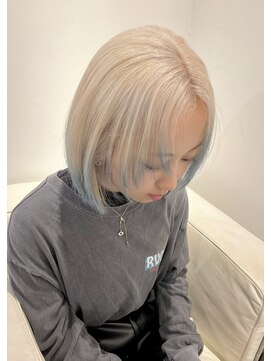 ユアーズヘア 新宿三丁目店(youres hair) ホワイトブロンドデザインカラー裾カラー