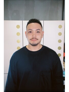フランクスバーバーザスタンド(Frank’s barber the stand) スキンフェードラインアップパーマE