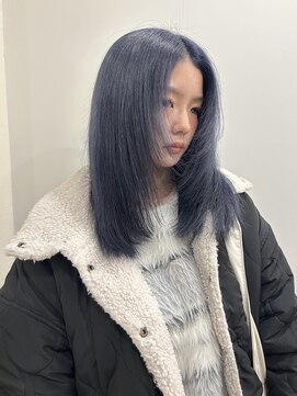 ゼストララ(ZEST Lara) 暗めブルー【吉祥寺】斎藤百花