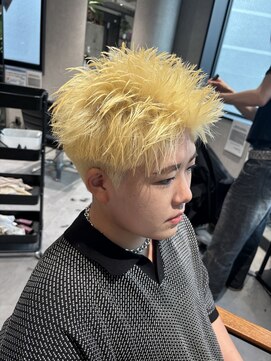 ネクストネオ 静岡(NEXT NEO) 抜きっぱなしブリーチ2回スパイキーショート