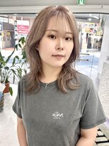 シック(CHIC)&nbsp;レイヤーカット/顔まわりレイヤー/ミルクティーベージュ