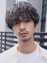 《*シャドウパーマの印象と仕上がり*》"シャドウ＝影の立体感"を強調*陰影と束感でつくる洒落感ヘア*[韓国]