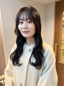 大人可愛い 暗髪ロングレイヤー