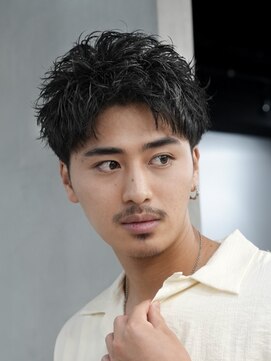 フィフス トウキョウ (fifth TOKYO) 渋谷ルーズパーマアップバングヘアメンズカットスパイキーパーマ