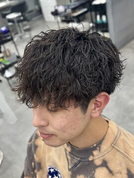 オーバルバイアピッシュ(OVARL by apish) ツイスパ/メンズパーマ/縦落ちパーマ