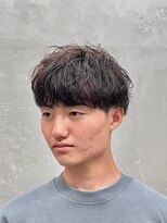 サームマン 人形町(SARM MAN)&nbsp;軽やかな束感と毛流れで魅せる無造作マッシュショート