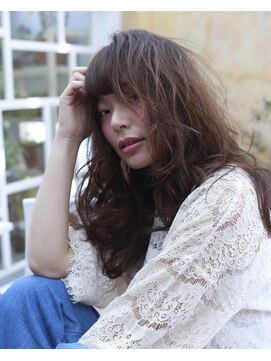 フラップ(FLAP) 【FLAP】 無造作が可愛いウェーブヘアヘア MAO