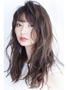 ビューティーアンドケアカロン(Beauty and Care CALON) 品よくニュアンスを楽しむハイライトロングスタイル