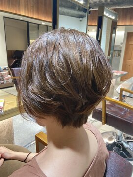 エイト 溝の口店(EIGHT) 【EIGHT溝の口】首がキレイに見えるショート