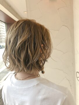 オワゾーブルー(OISEAU BLEU) ふわふわMIXボブ