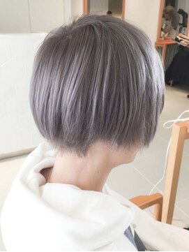 デイズ(days) ホワイトアッシュ ホワイトカラー ショート マッシュボブ