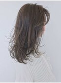 抜け感レイヤーロング