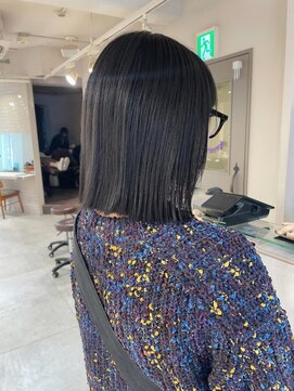 キャンバス バイ ネオリーブ 横浜西口(Canvas by neo.) 切りっぱなしロブ 結べるボブ ブルーブラック sn