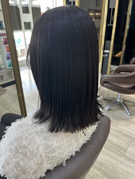 ウィル 阪急茨木駅前店(WiLL) 鎖骨ライン切りっぱなしボブ