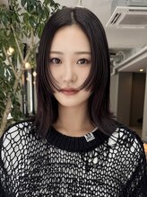 独自の似合わせ理論を軸に丁寧なカウンセリングを大切にしています。