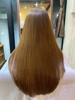 ビーチェ 小岩(Bice)&nbsp;品格漂う圧倒的なツヤ。動くたびに輝く艶髪ストレート