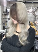 ホワイトグレージュ/ハイトーンデザイン