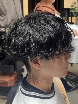 メンズパーマ　波巻きスパイラル