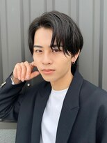 リック(LIC)&nbsp;色気センターパート×パーマ