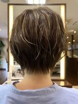 プロッソル 廿日市店(PROSOL)&nbsp;ハイライト/ショートボブ/丸みショート/白髪ぼかし/広島/廿日市