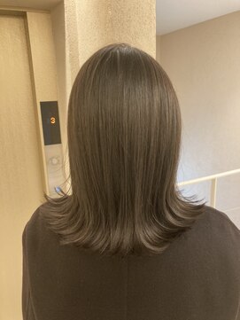 ブリス(VLISS) 艶グレージュ＿くびれヘアビタミンカラーメルティーカラー